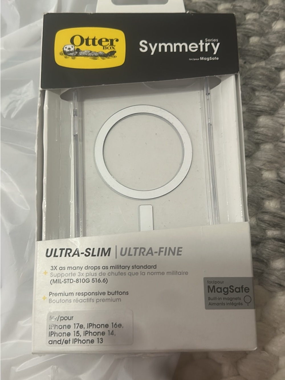 OtterBox Symmetry Clear MagSafe Ultra-Slim Case - Clear